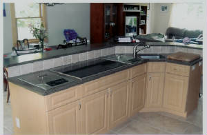 Rogershouse/Rogerskitchen10.jpg